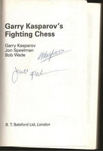 Load image into Gallery viewer, Gary Kasparov's Fighting Chess