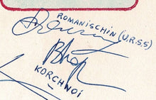 Load image into Gallery viewer, One sheet cover with cancelled stamp of the 1978 Olympiad in Argentina signed by Erich Gottlieb Eliskases; Boris Vasilievich Spassky; Viktor Lvovich Korchnoi; Oleg Mikhailovich Romanishin and Svend Hamann
